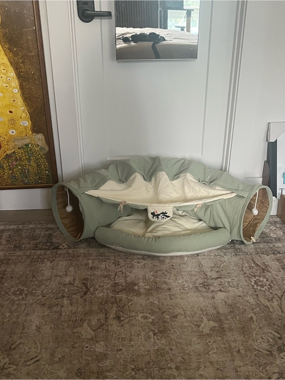 Peel-A-Boo Cat Tunnel & Bed - Picture 15 of 15